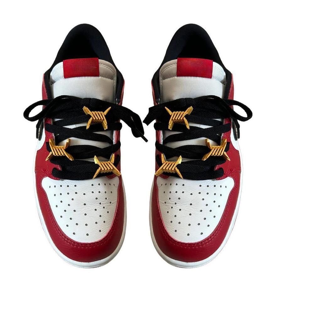 attachable/detachable barbed wire charms for your sneakers